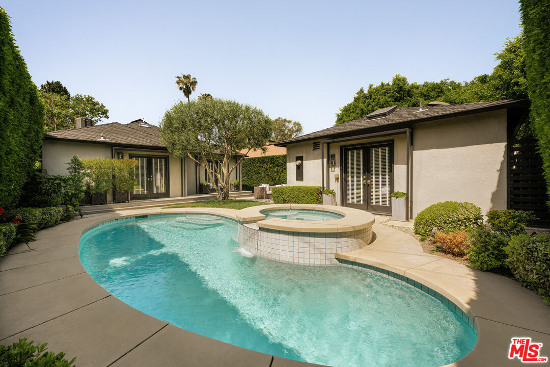 334 Huntley Dr
