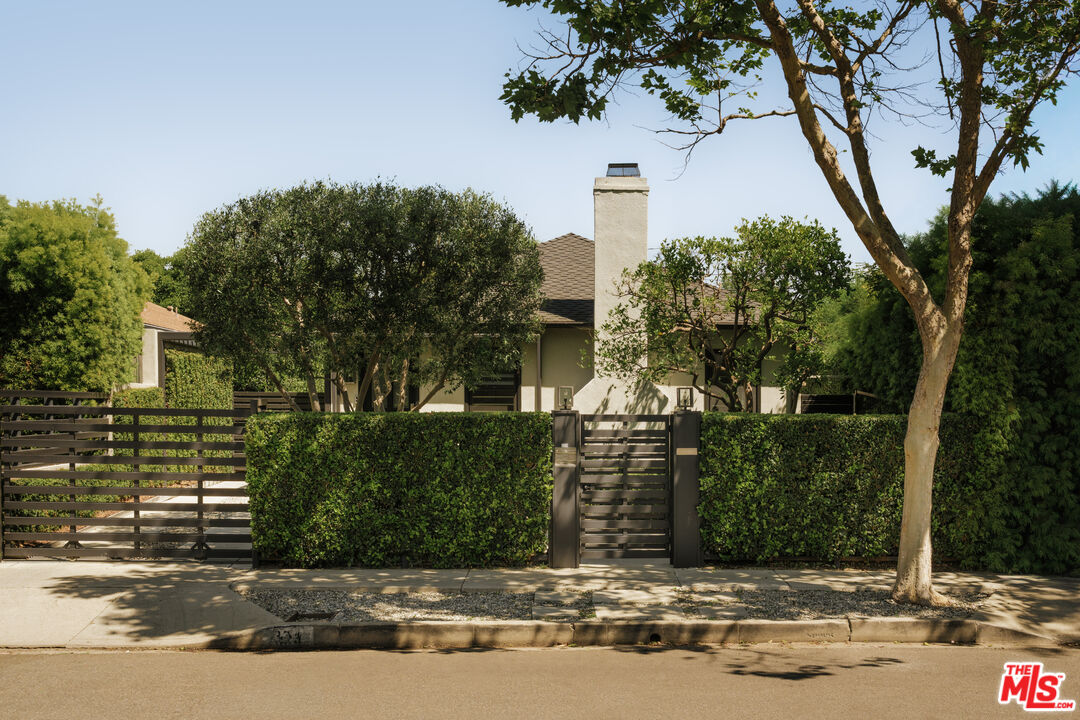 334 Huntley Dr