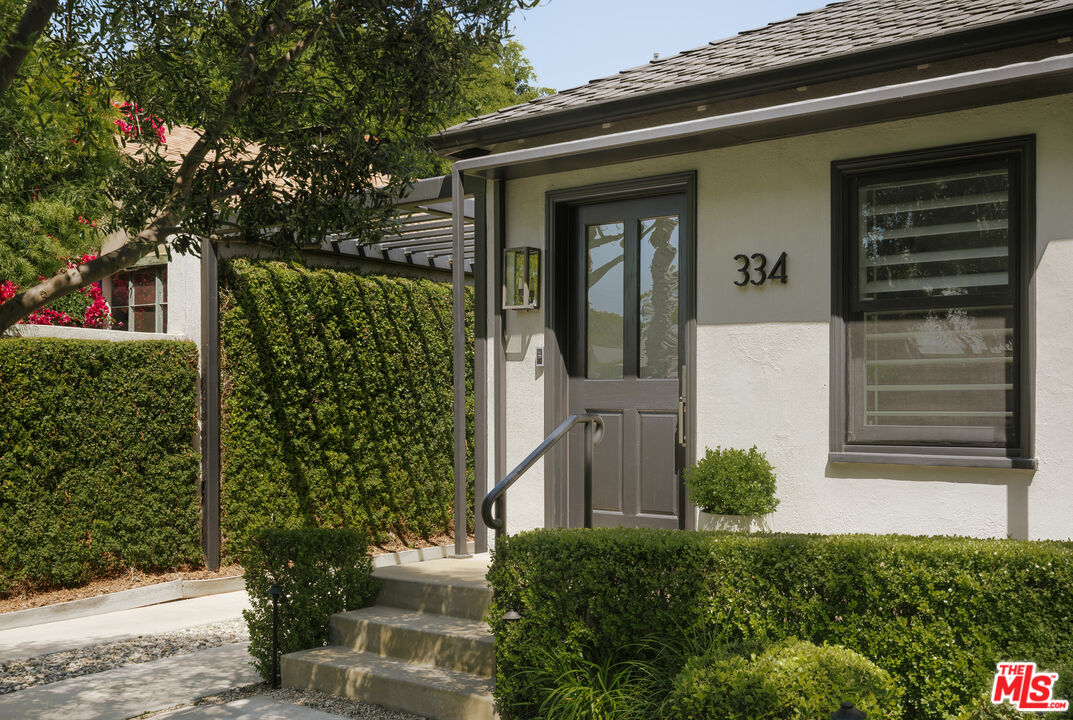 334 Huntley Dr