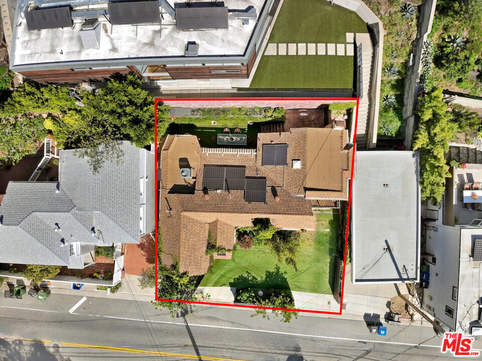 1318 N Beverly Glen Blvd