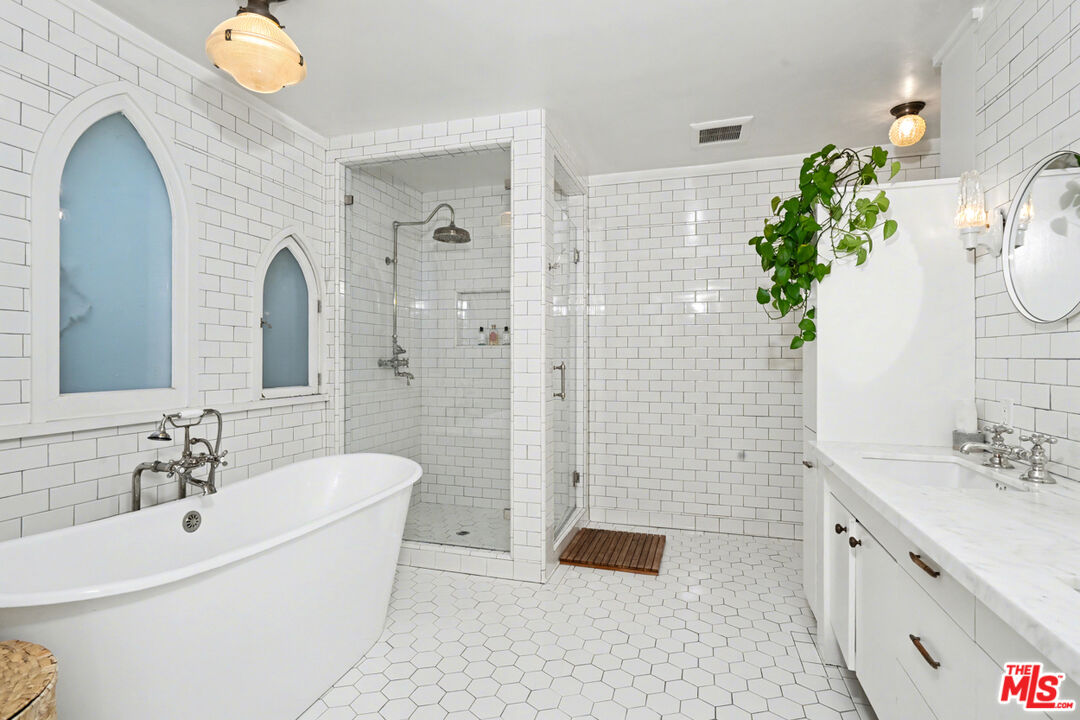6356 Drexel Ave