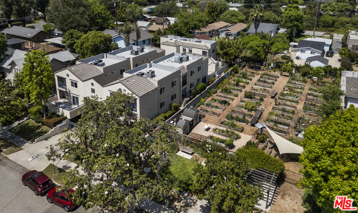 1018 Magnolia St Unit: I