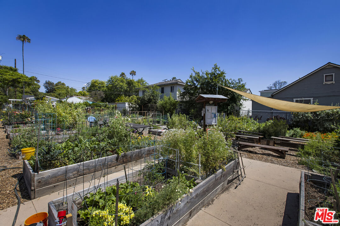 1018 Magnolia St Unit: I