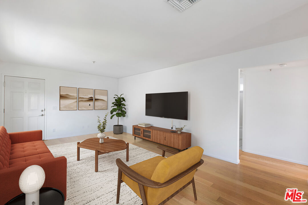 1018 Magnolia St Unit: I