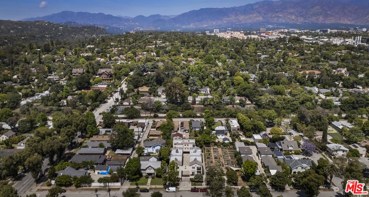 1018 Magnolia St Unit: I