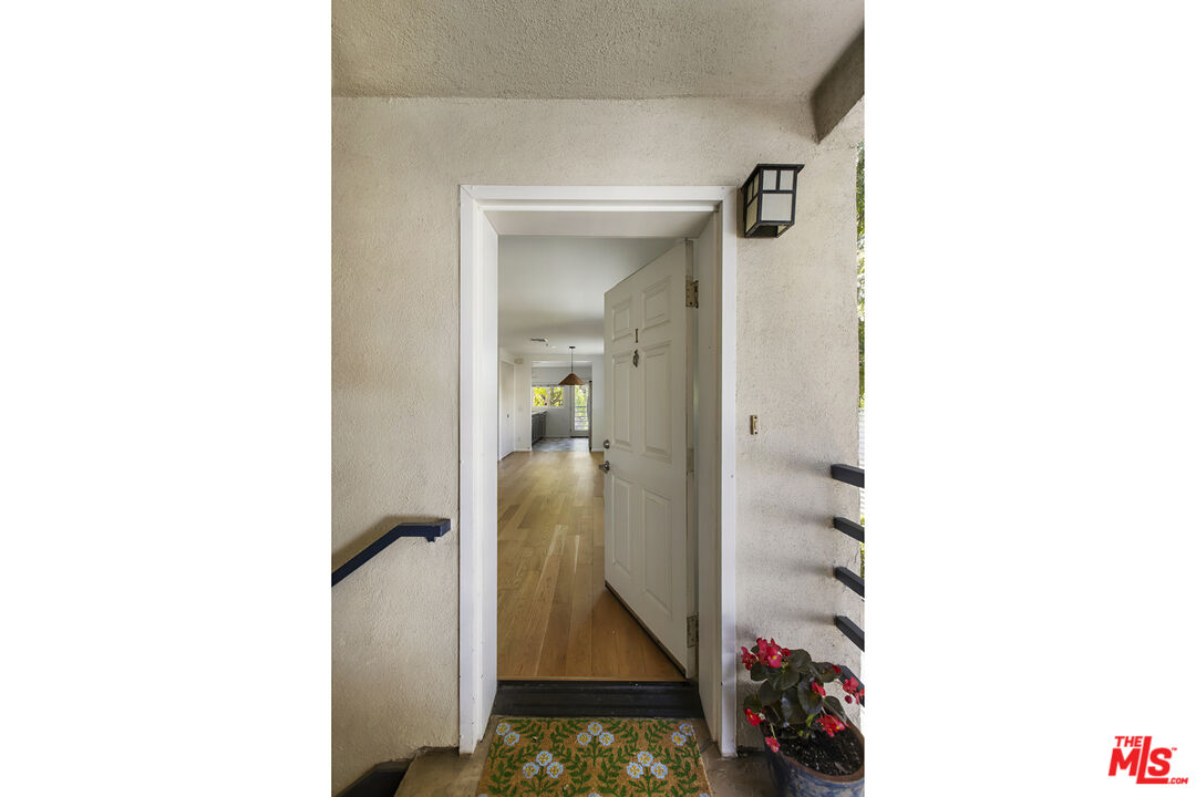 1018 Magnolia St Unit: I