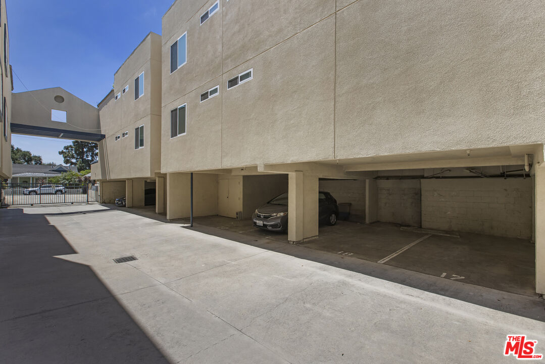 1018 Magnolia St Unit: I