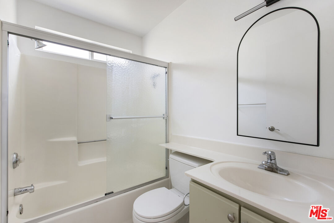 1018 Magnolia St Unit: I