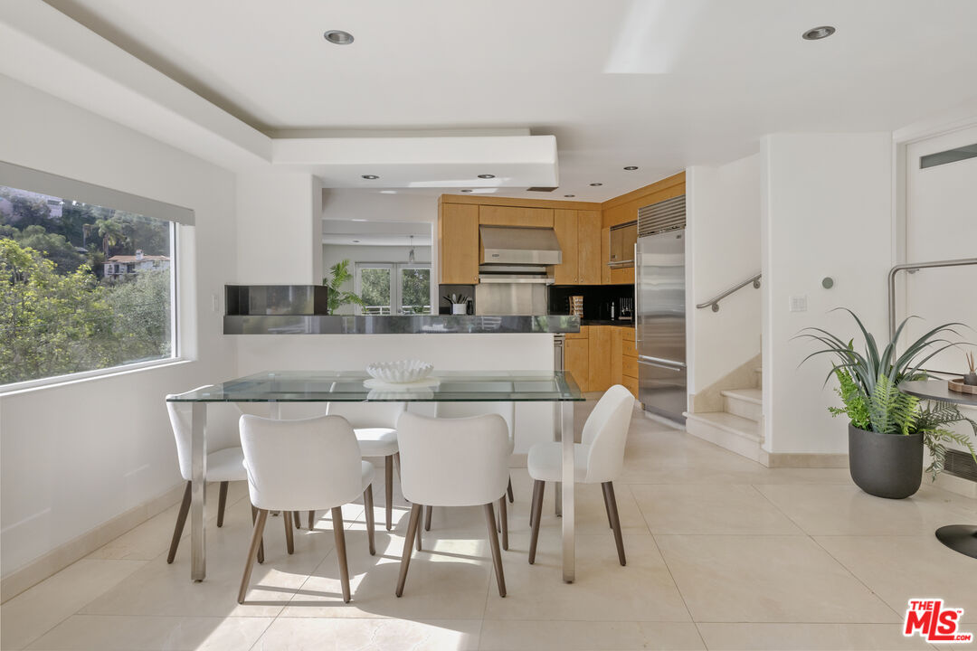 3111 Belden Dr