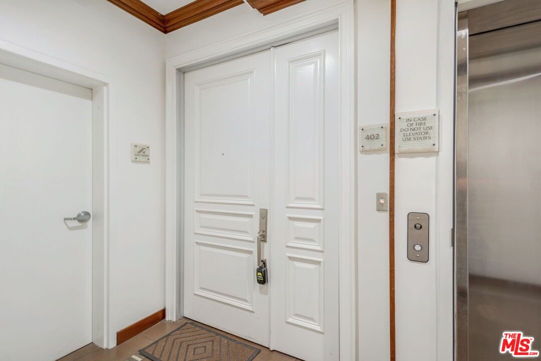 1316 Amherst Ave Unit: 402