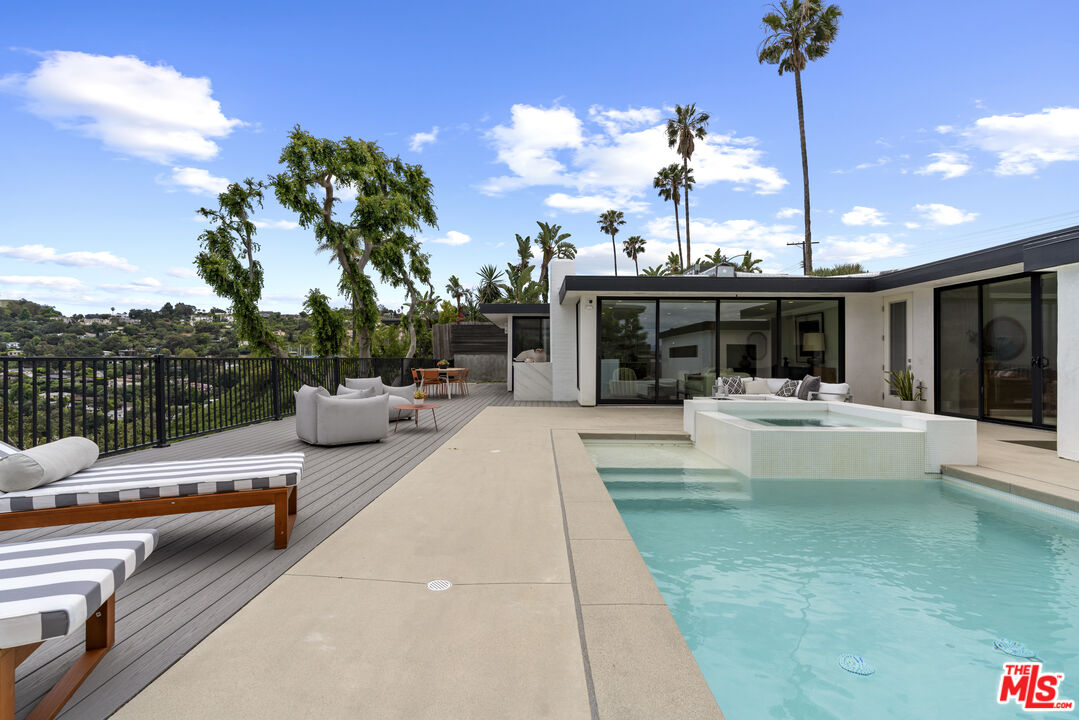 3632 Beverly Ridge Dr