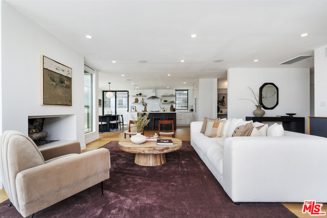 3632 Beverly Ridge Dr