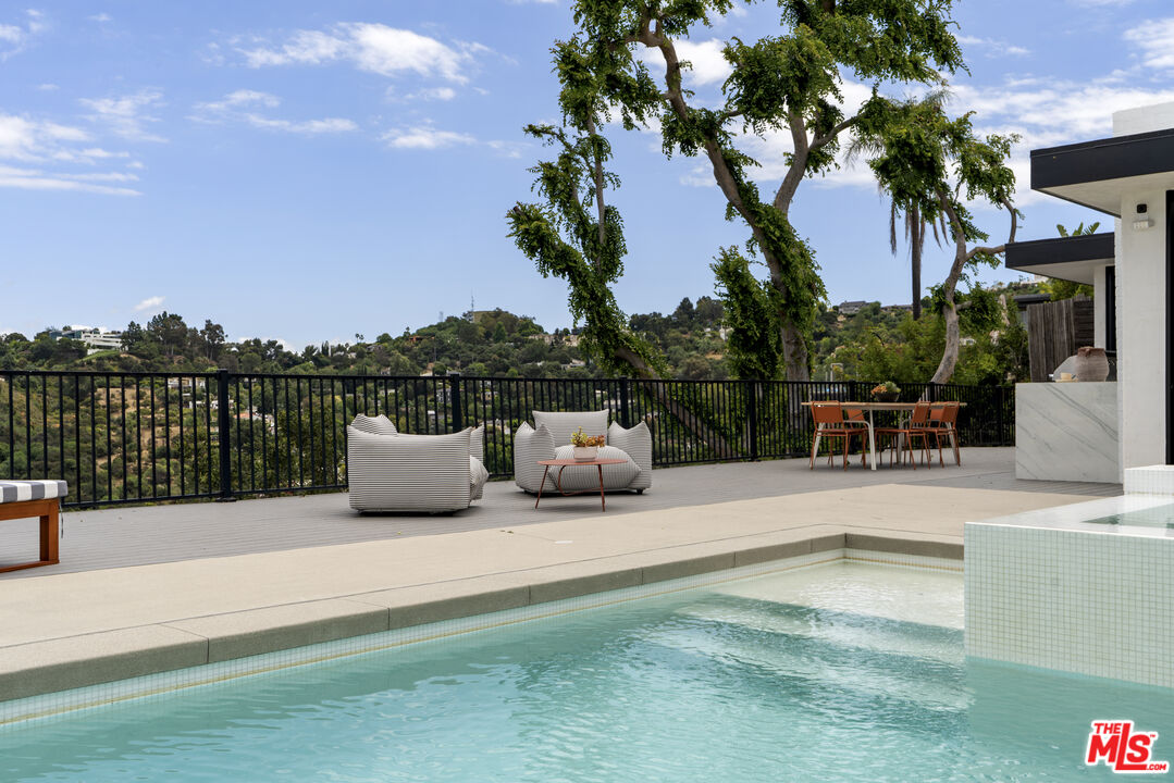 3632 Beverly Ridge Dr