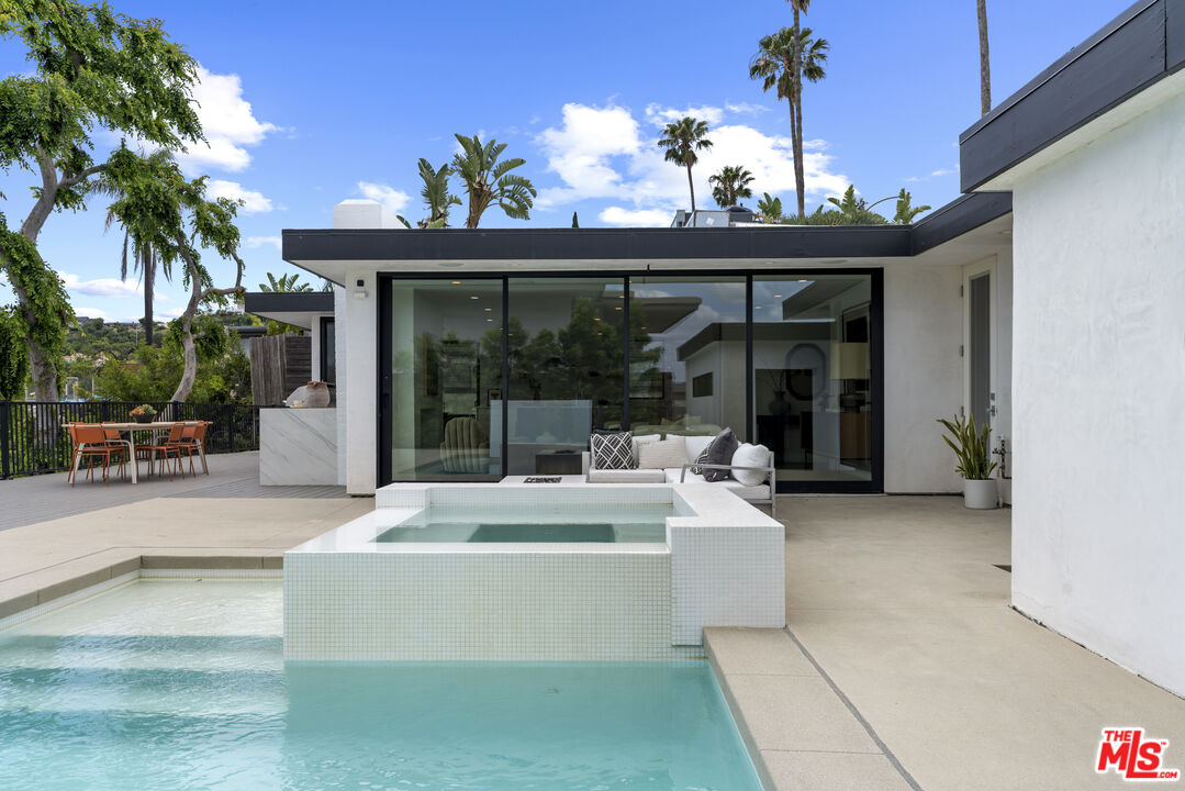 3632 Beverly Ridge Dr