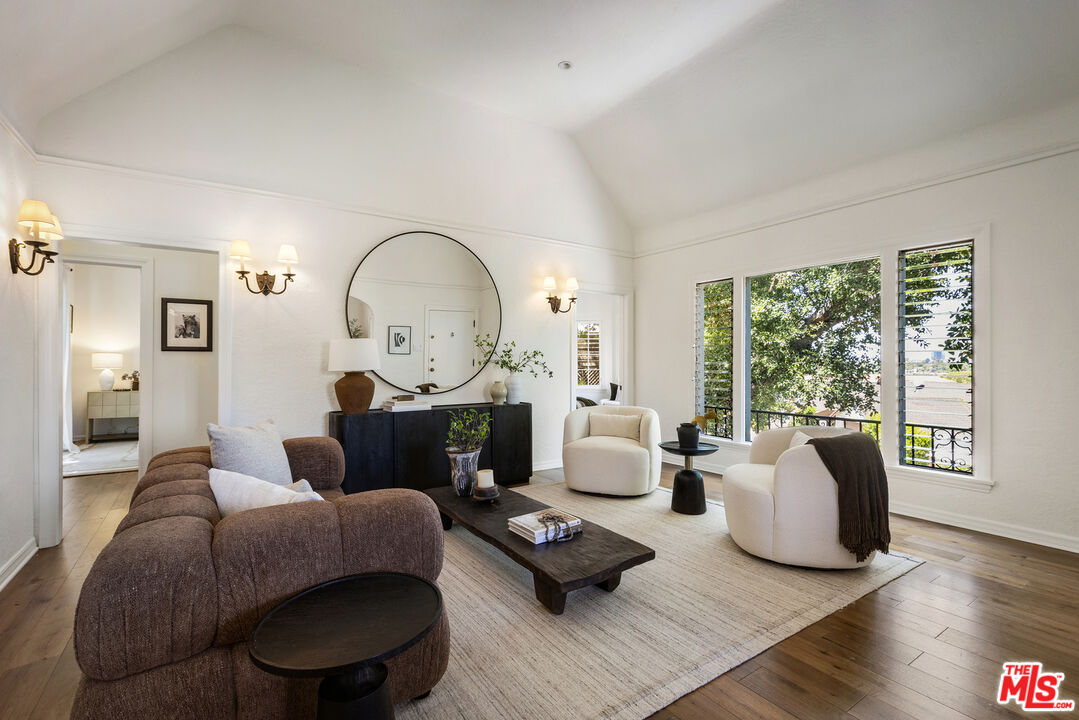 1012 Marion Dr