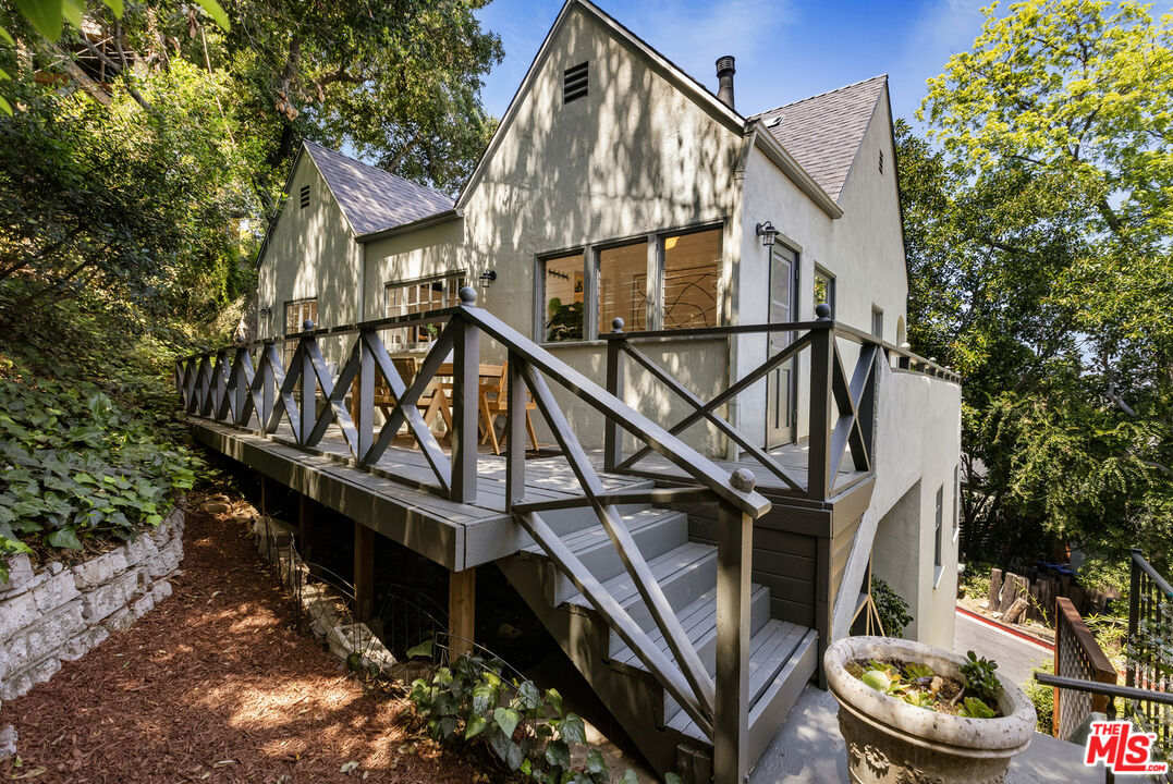 1012 Marion Dr