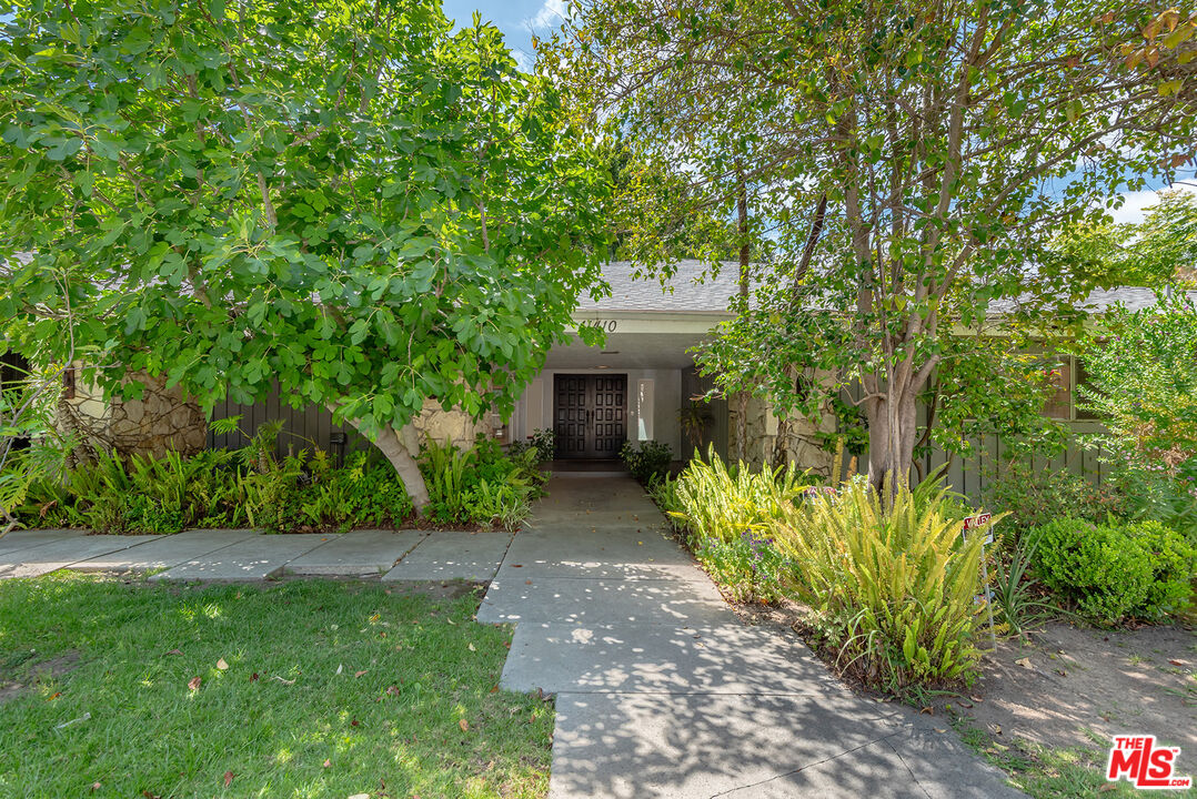 11410 Canton Dr