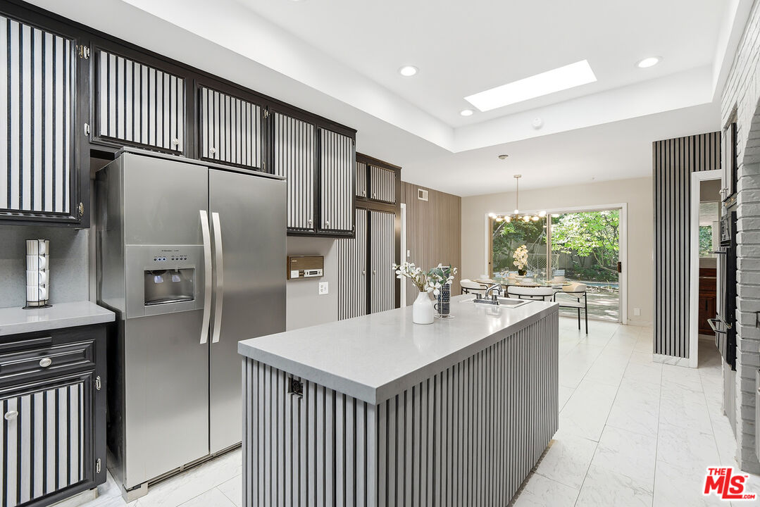 11410 Canton Dr