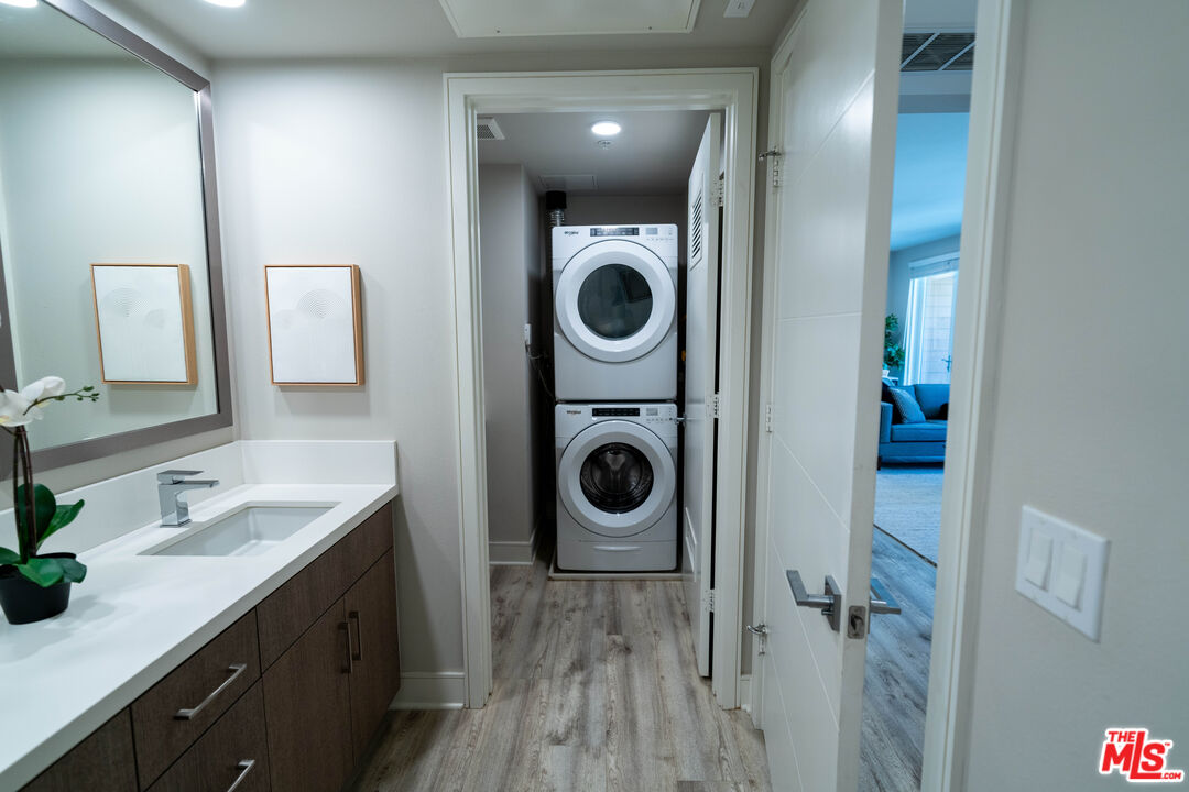 6030 Seabluff Dr Unit: 410