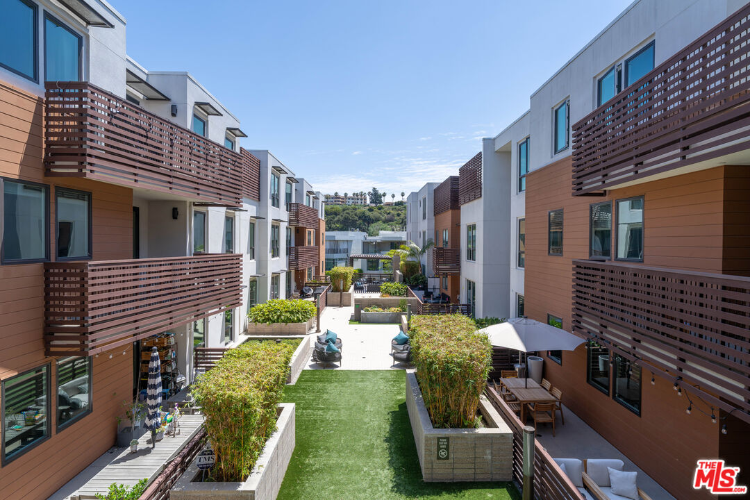 6030 Seabluff Dr Unit: 410