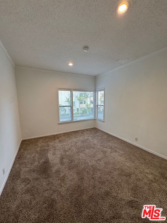 122 N Orlando Ave Unit: 122