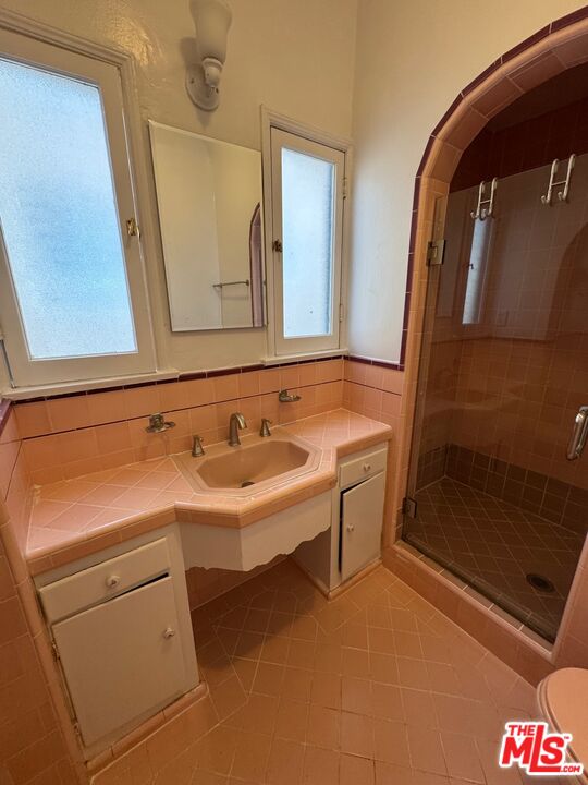 122 N Orlando Ave Unit: 122