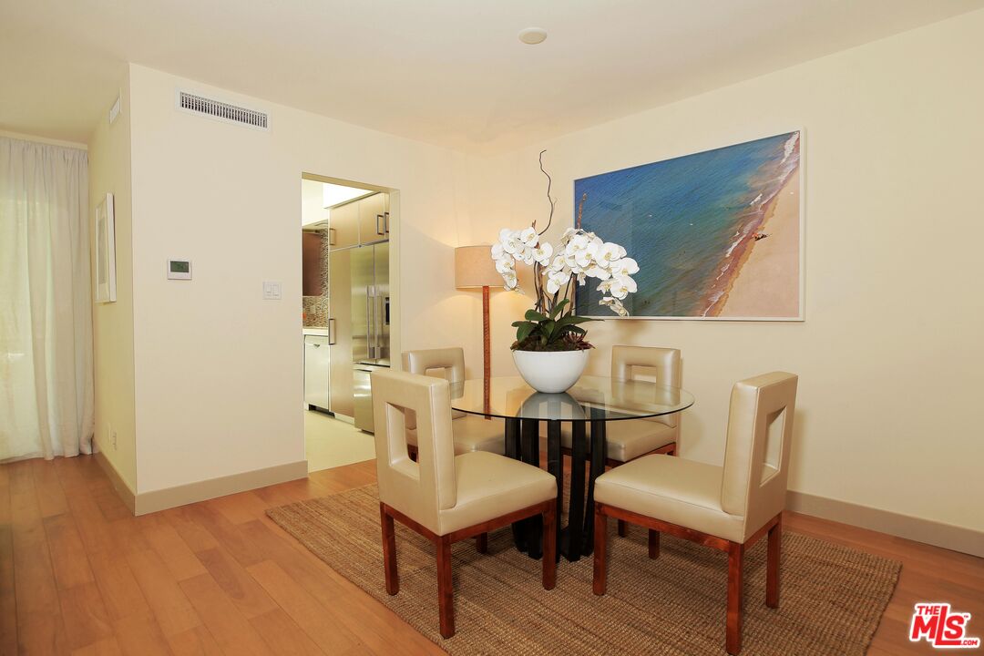 11657 Chenault St Unit: 104 -105