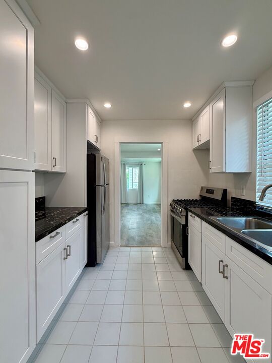 1438 11th St Unit: B