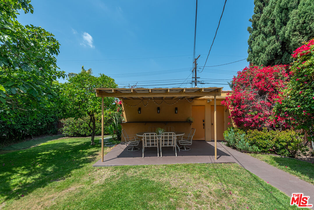 1149 S Crescent Heights Blvd