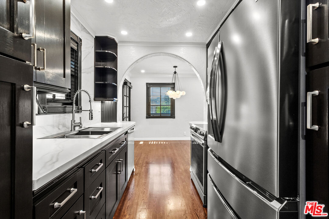 1118 Cardiff Ave Unit: 7