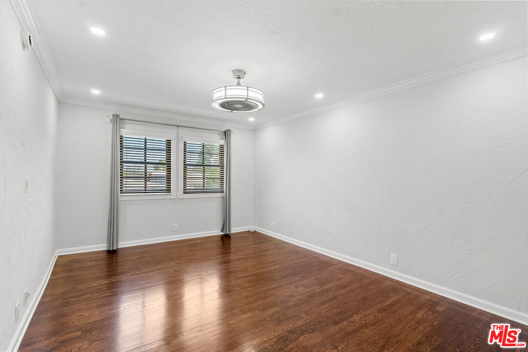 1118 Cardiff Ave Unit: 7