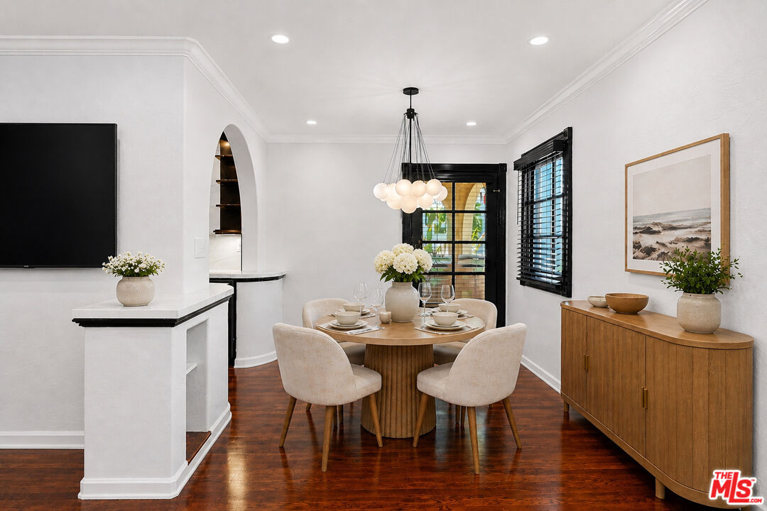 1118 Cardiff Ave Unit: 7