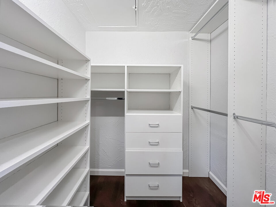 1118 Cardiff Ave Unit: 7