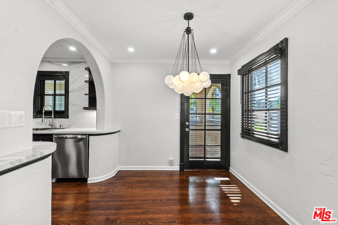 1118 Cardiff Ave Unit: 7