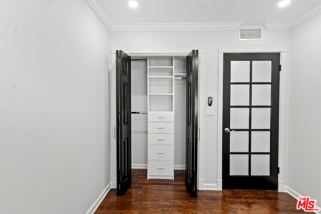 1118 Cardiff Ave Unit: 7