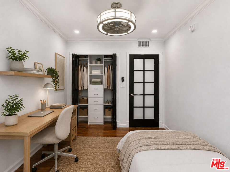 1118 Cardiff Ave Unit: 7