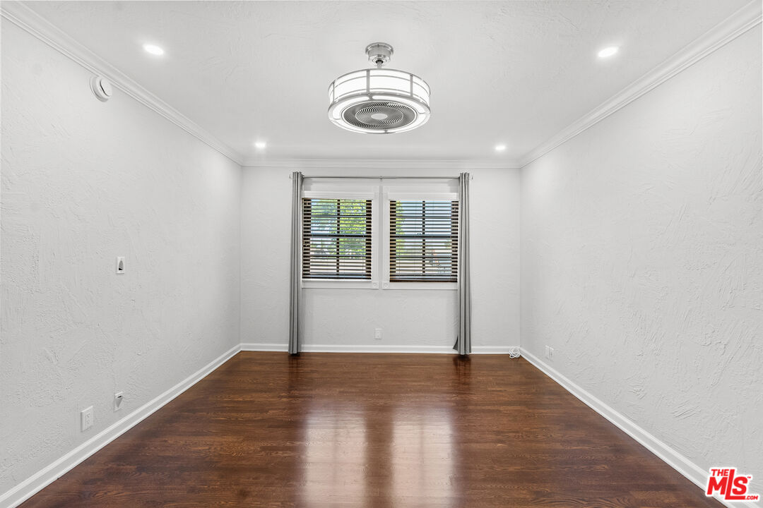 1118 Cardiff Ave Unit: 7