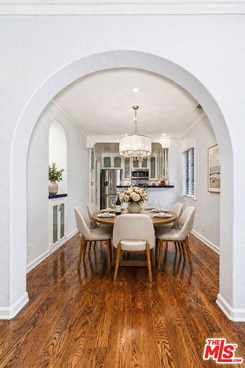 910 Alfred St Unit: 4
