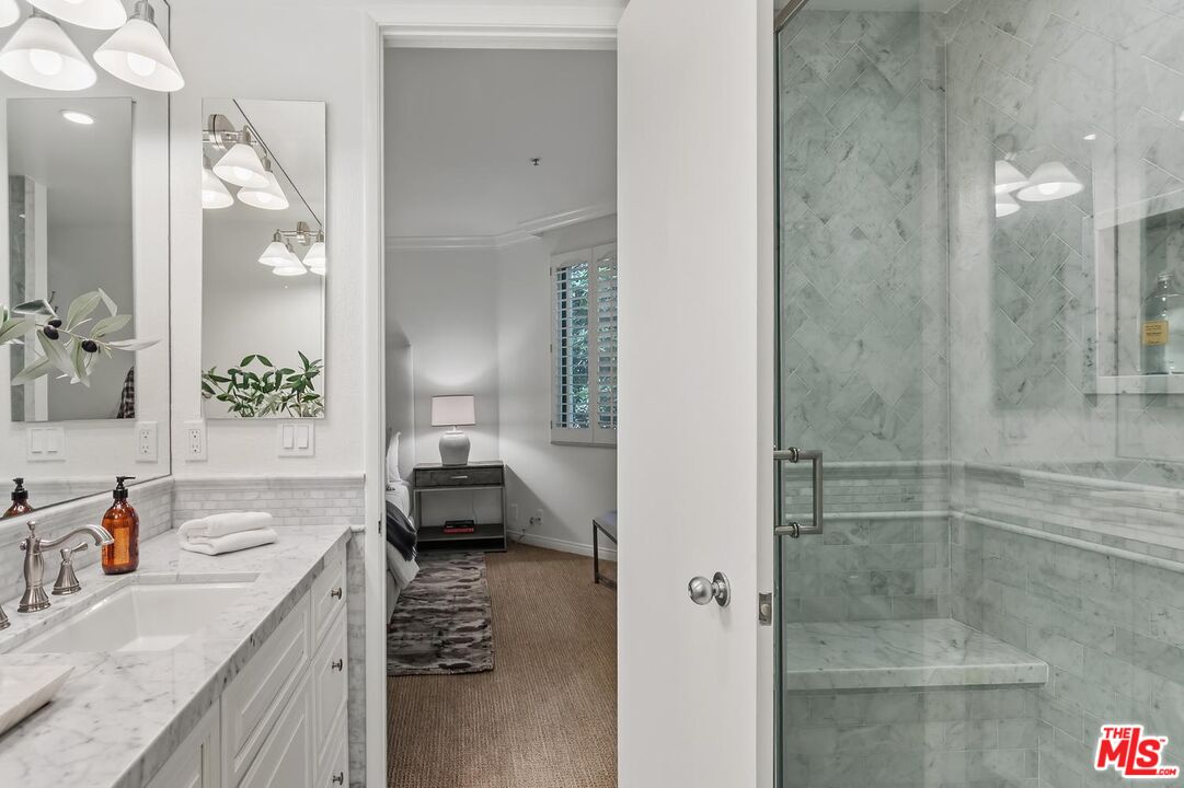 2112 Century Park Ln Unit: 107