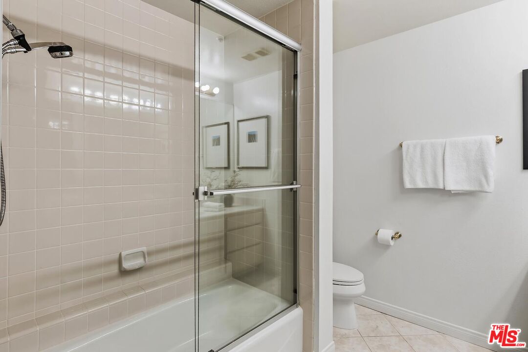 2112 Century Park Ln Unit: 107