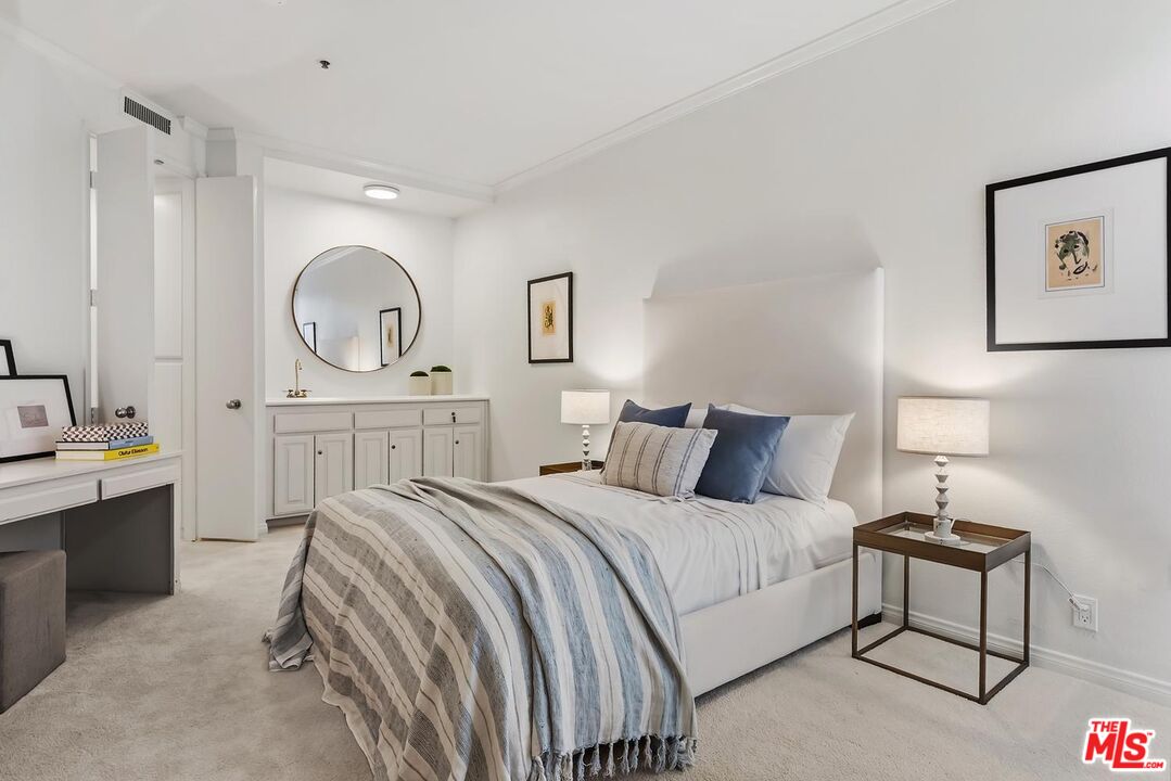 2112 Century Park Ln Unit: 107