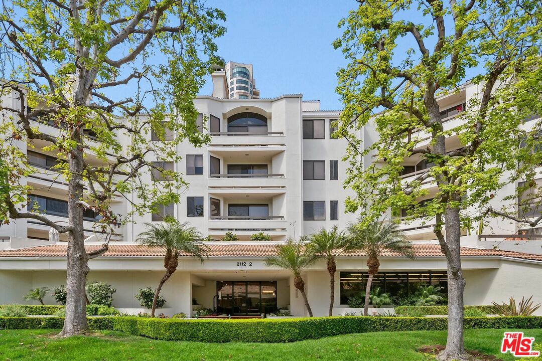 2112 Century Park Ln Unit: 107