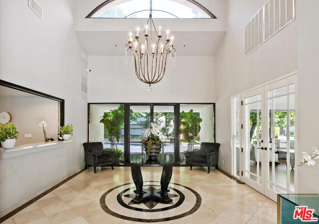 2112 Century Park Ln Unit: 107