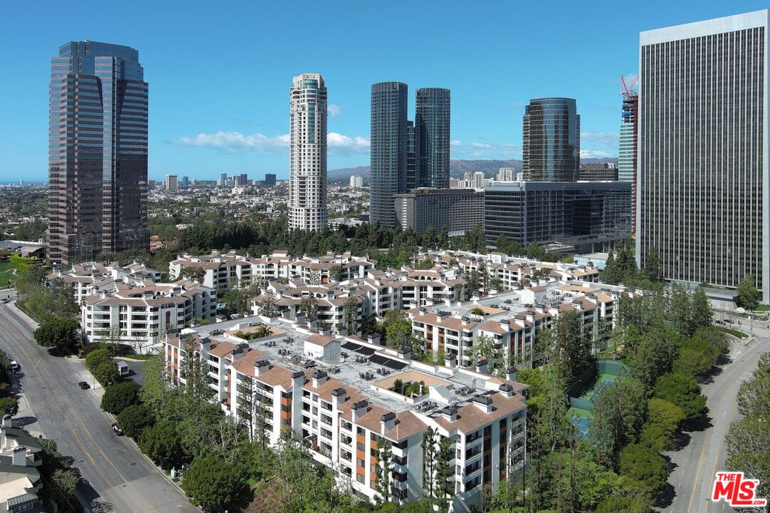 2112 Century Park Ln Unit: 107
