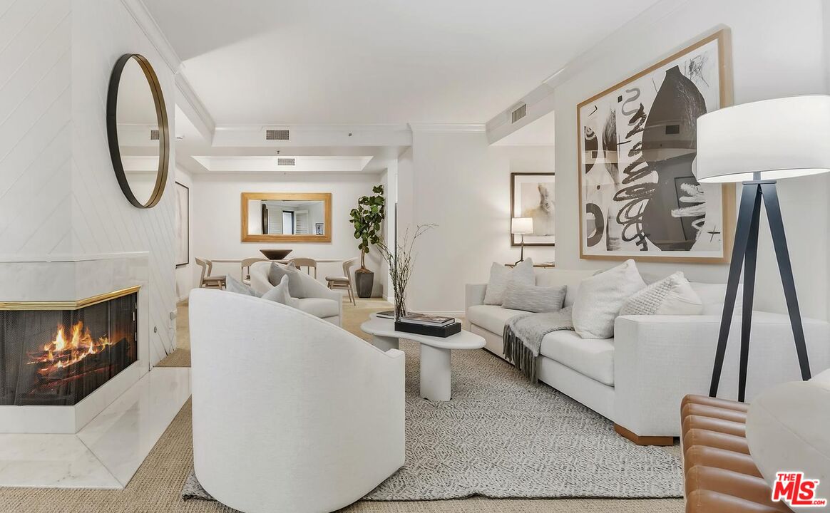 2112 Century Park Ln Unit: 107