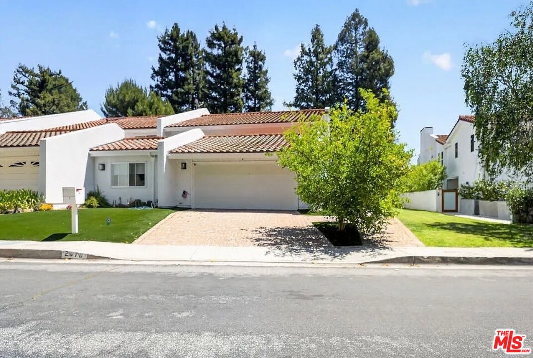 2670 Claray Dr