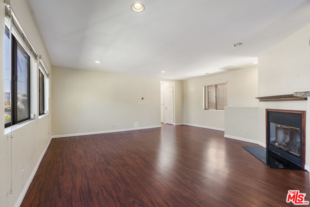 3912 Girard Ave