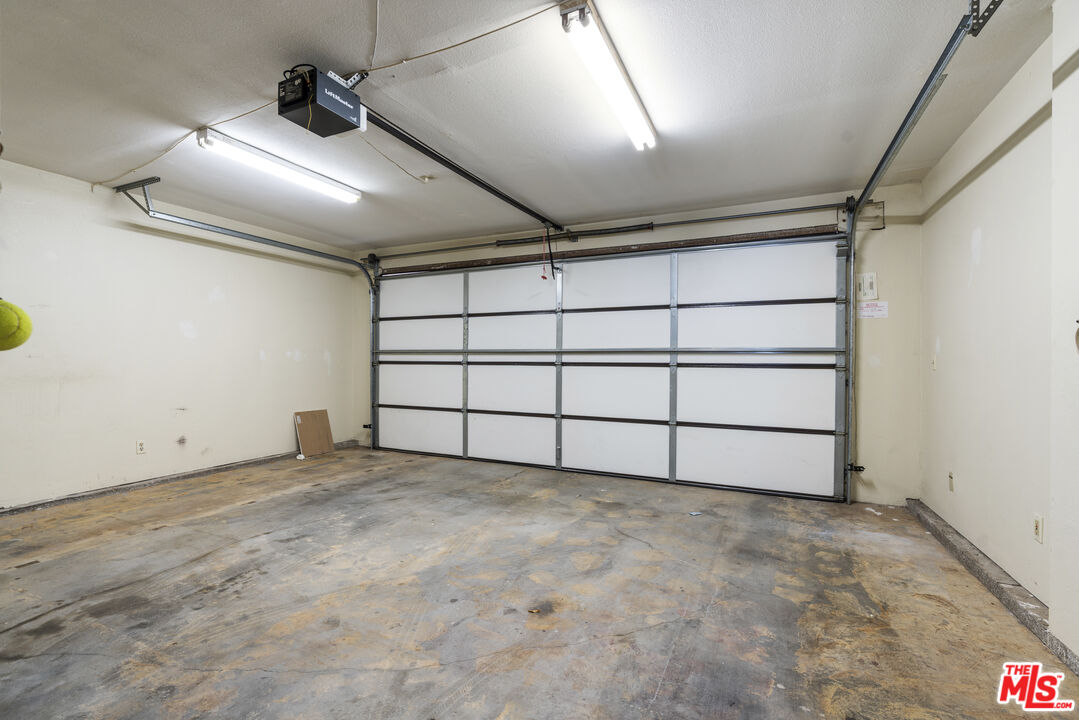 3912 Girard Ave