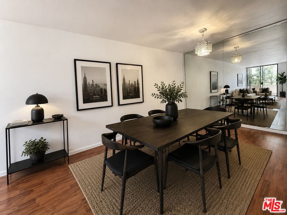 600 W 9th St Unit: 814