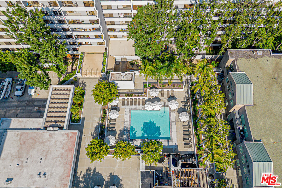 600 W 9th St Unit: 814